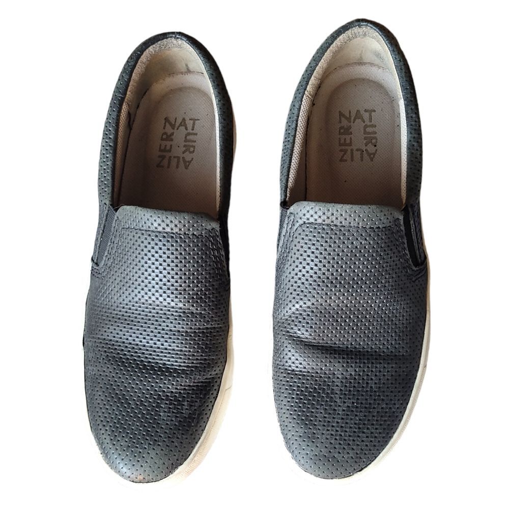 Naturalizer Sneakers Womens 6.5 Black Marianne Slip On Perforated Leather Casual
